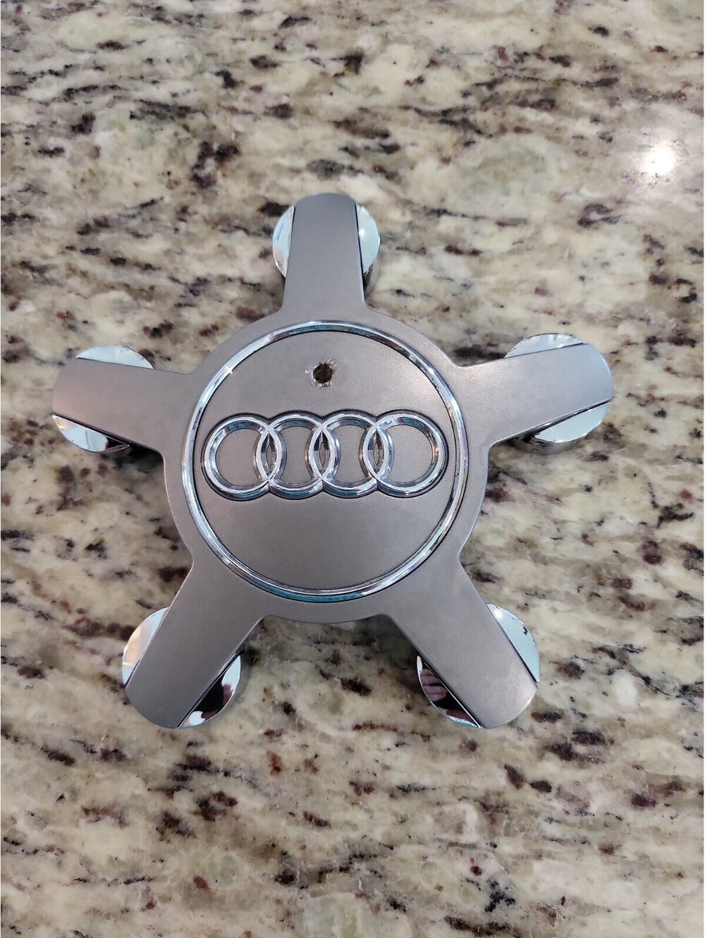 Audi OEM 2007-2018 A3 A4 A5 A6 A8 Q5 S4 S5 S8 TT Center Cap Cover 4F0 601 165 N